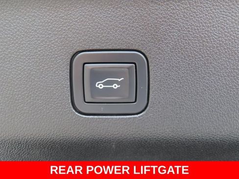 Used 2024 Chevrolet Tahoe LT AWD/4WD image 31