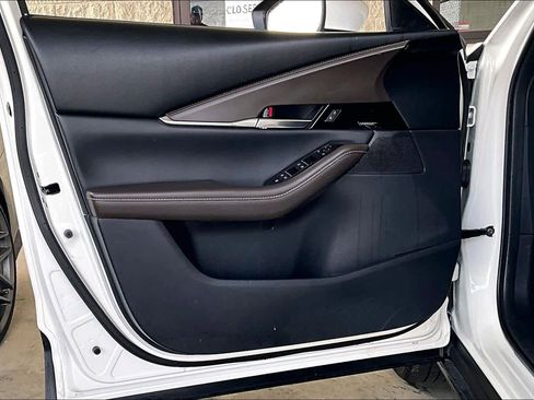 Used 2024 MAZDA CX-30 AWD 2.5 S w/ Premium Package image 21