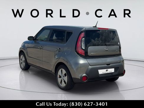 Used 2016 Kia Soul FWD image 10