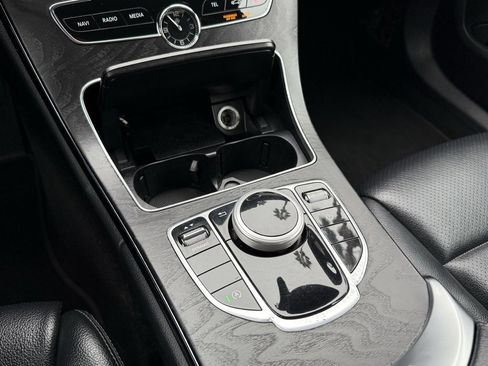 Used 2020 Mercedes-Benz C 300 Sedan image 23