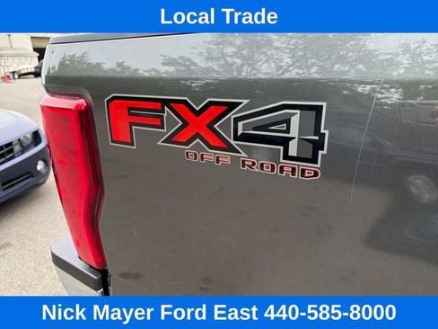 Used 2018 Ford F250 XLT w/ XLT Premium Package AWD/4WD image 12