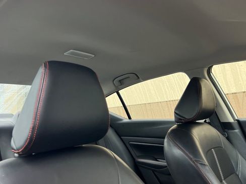 Used 2023 Nissan Altima 2.5 SR image 13