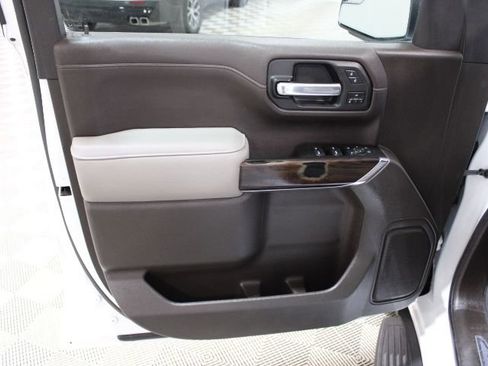 Used 2021 GMC Sierra 1500 SLT image 13
