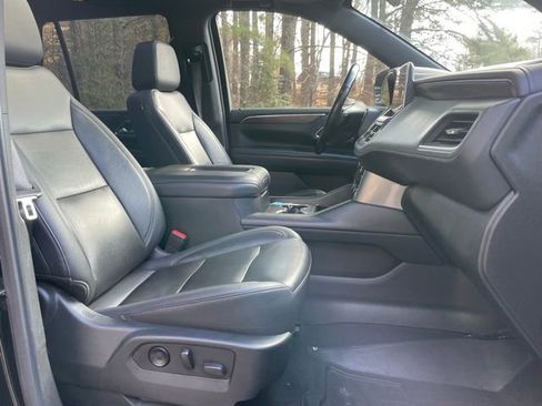 Used 2021 Chevrolet Tahoe Z71 w/ Z71 Off-Road Package AWD/4WD image 22