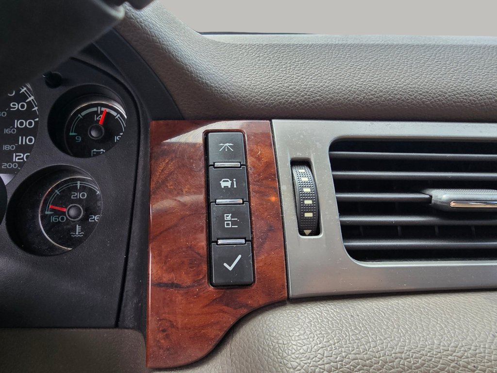 Used 2014 GMC Yukon XL SLT RWD image 10