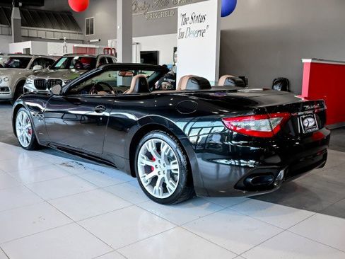 Used 2018 Maserati GranTurismo Sport image 8