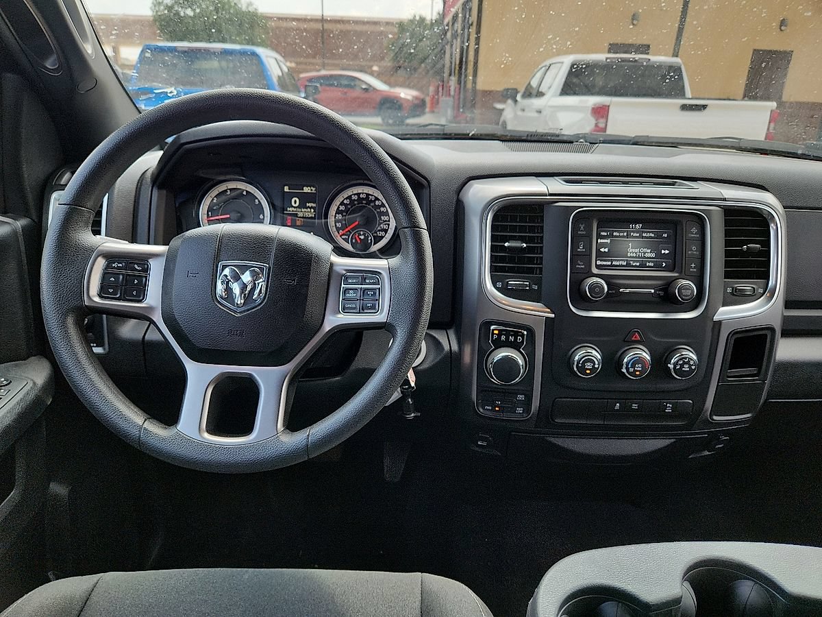 Used 2024 RAM 1500 Warlock AWD/4WD image 6