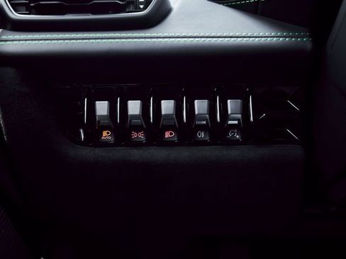 Used 2024 Lamborghini Huracan Sterrato AWD/4WD image 47