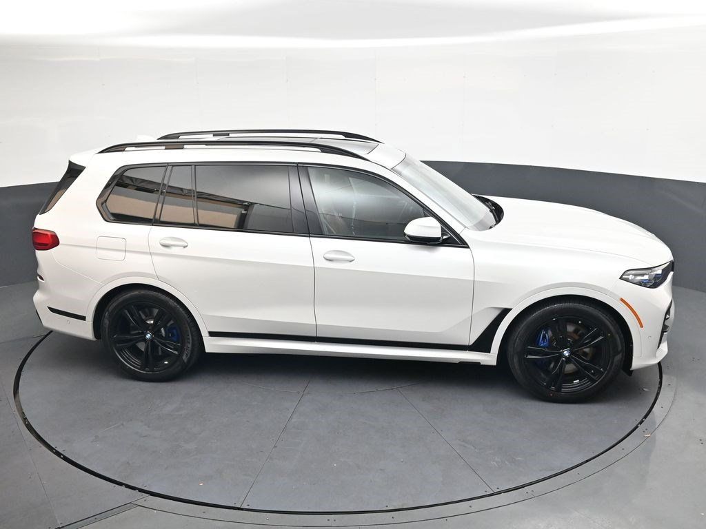 Used 2022 BMW X7 M50i AWD/4WD image 20