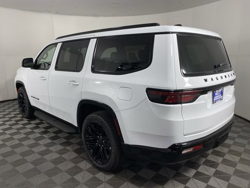 New 2025 Jeep Wagoneer Series II w/ Premium Group I image 10