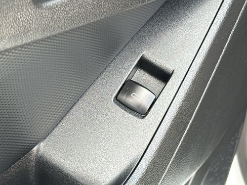 Certified 2025 Chevrolet Equinox LT w/ Safety and Technology Package AWD/4WD image 29
