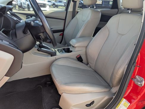 Used 2012 Ford Focus SEL FWD image 27