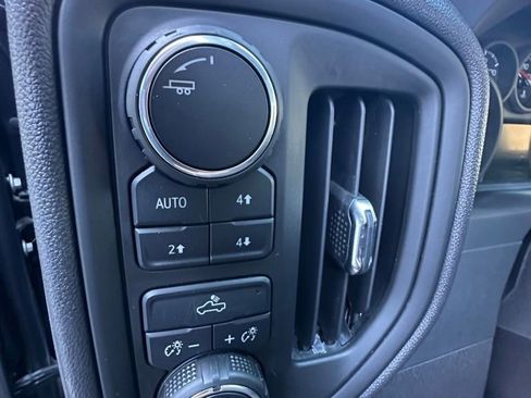 Certified 2024 Chevrolet Silverado 1500 Custom Trail Boss w/ LPO, Dark Essentials Package AWD/4WD image 23