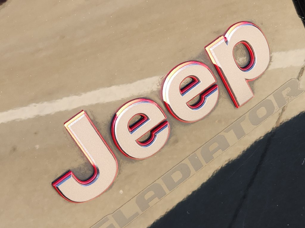 Used 2020 Jeep Gladiator Rubicon AWD/4WD image 13