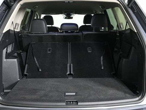 Certified 2025 Volkswagen Atlas SE image 22