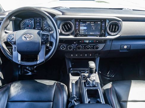 Certified 2017 Toyota Tacoma TRD Pro AWD/4WD image 13