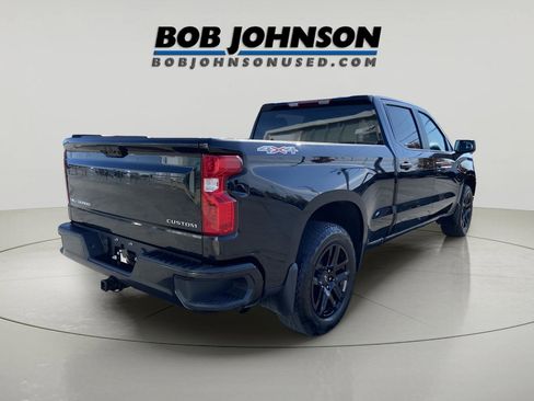 Used 2023 Chevrolet Silverado 1500 Custom image 8