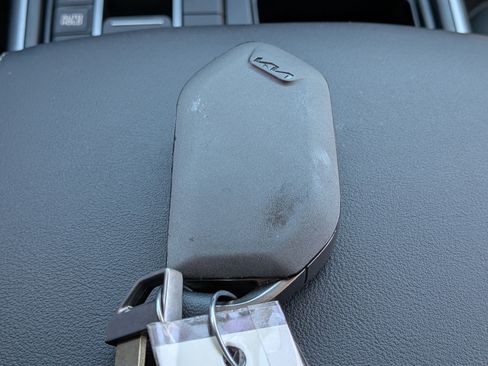 Certified 2025 Kia Sorento S image 39