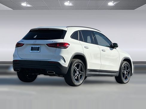 Used 2023 Mercedes-Benz GLA 250 4MATIC image 8