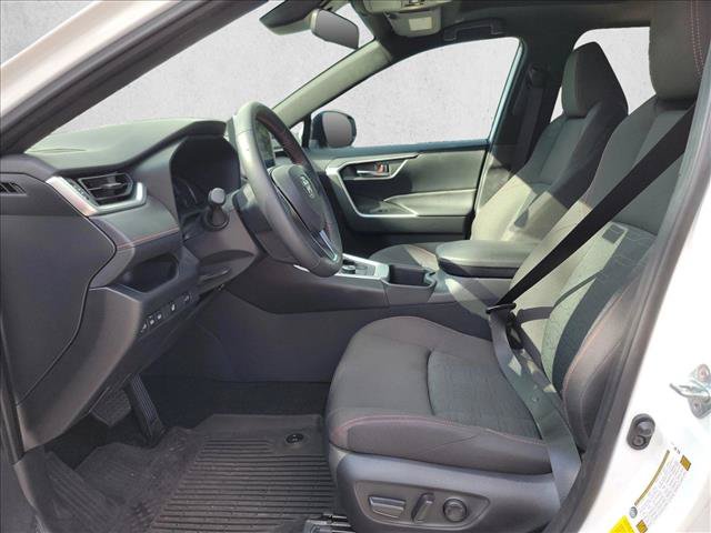 Used 2024 Toyota RAV4 SE w/ Weather & Moonroof Package AWD/4WD image 17