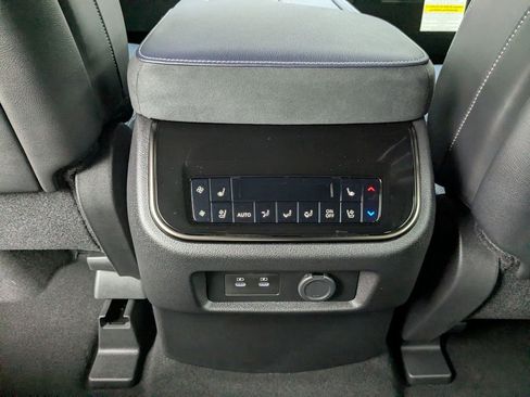 New 2026 INFINITI QX80 SPORT w/ Sport Exterior Package image 26