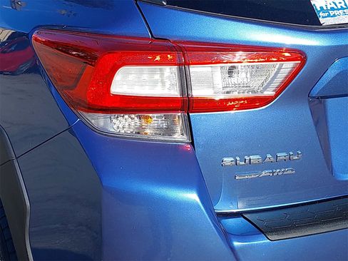 Used 2018 Subaru Crosstrek 2.0i Premium image 11