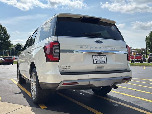 Used 2023 Ford Expedition Limited AWD/4WD image 30