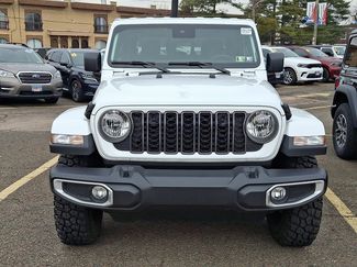 New 2025 Jeep Gladiator Sport video 2