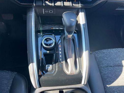 Used 2023 Chevrolet Colorado Z71 w/ Z71 Convenience Package 2 image 30