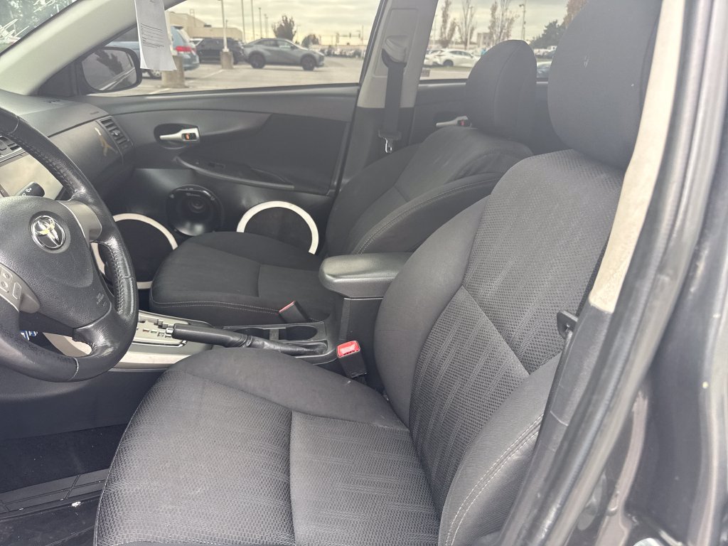 Used 2026 Toyota Corolla LE FWD image 19