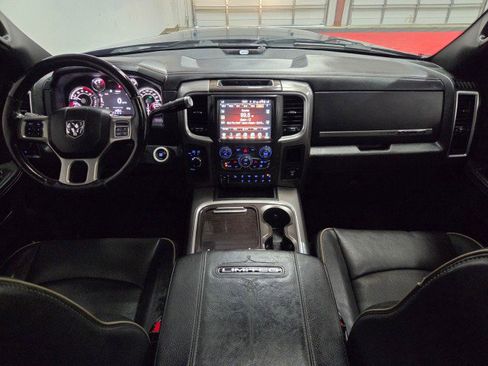 Used 2017 RAM 3500 Laramie Longhorn image 7