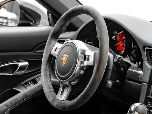 Used 2014 Porsche 911 GT3 w/ Sound Package Plus image 11