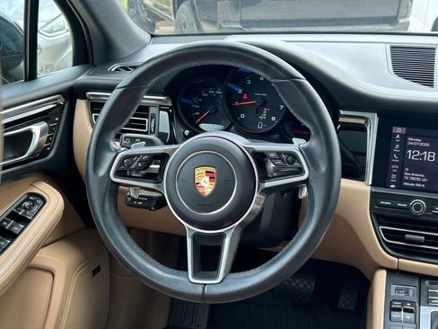 Used 2021 Porsche Macan AWD/4WD image 41