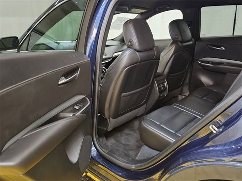 Used 2020 Cadillac XT4 Premium Luxury image 15