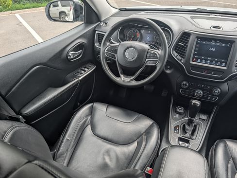 Used 2022 Jeep Cherokee Latitude Lux AWD/4WD image 9
