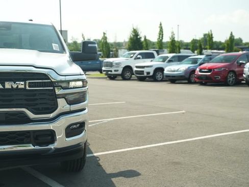New 2026 RAM 2500 Tradesman AWD/4WD image 42