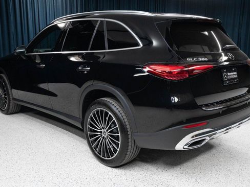 New 2027 Mercedes-Benz GLC 300 image 7