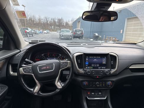 Used 2019 GMC Terrain Denali w/ Advanced Safety Package image 12