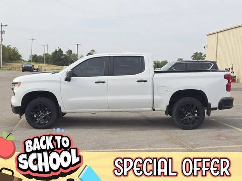 Used 2025 Chevrolet Silverado 1500 LT Trail Boss w/ Convenience Package II AWD/4WD image 4