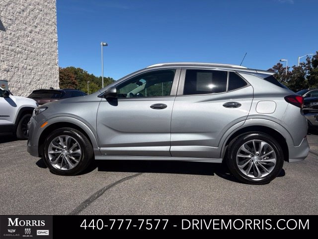 Used 2023 Buick Encore GX Select w/ Sport Touring Package AWD/4WD image 2