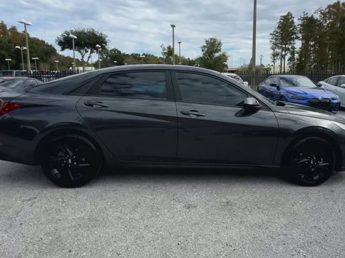 Used 2021 Hyundai Elantra SEL w/ Convenience Package image 32