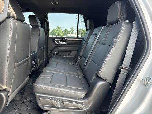 Used 2024 Chevrolet Tahoe RST w/ Luxury Package AWD/4WD image 31