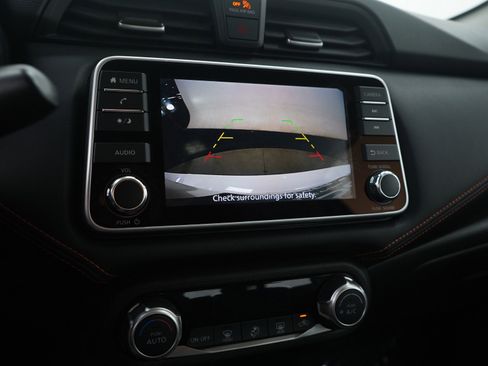 Used 2020 Nissan Versa SR w/ Trunk Package image 21