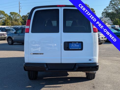 Used 2023 Chevrolet Express 3500 LS image 5