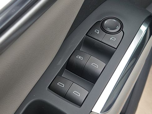 New 2026 Chevrolet Traverse LT w/ Driver Confidence Package image 13