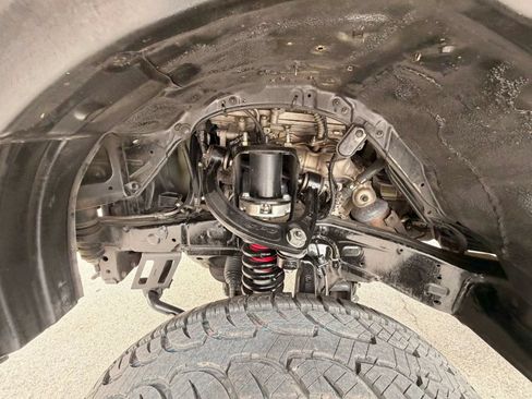 Used 2016 Toyota 4Runner SR5 RWD image 15