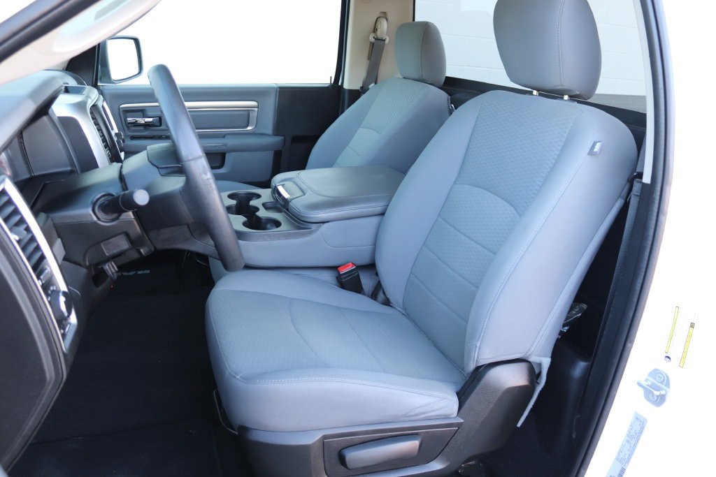 Used 2020 RAM 1500 Classic SLT AWD/4WD image 4