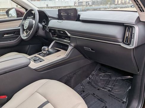 Used 2024 MAZDA CX-90 3.3 Turbo w/ Premium Package image 33