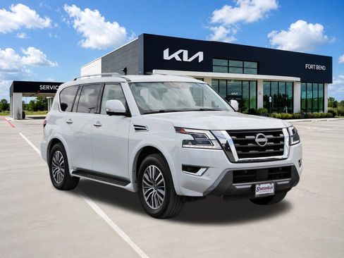 Used 2024 Nissan Armada SL w/ Cargo Package RWD image 3