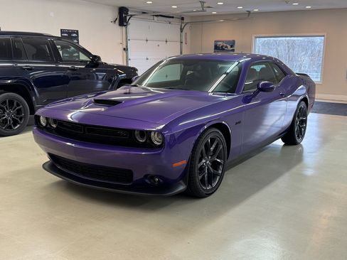 Used 2023 Dodge Challenger R/T Plus w/ Plus Package image 1